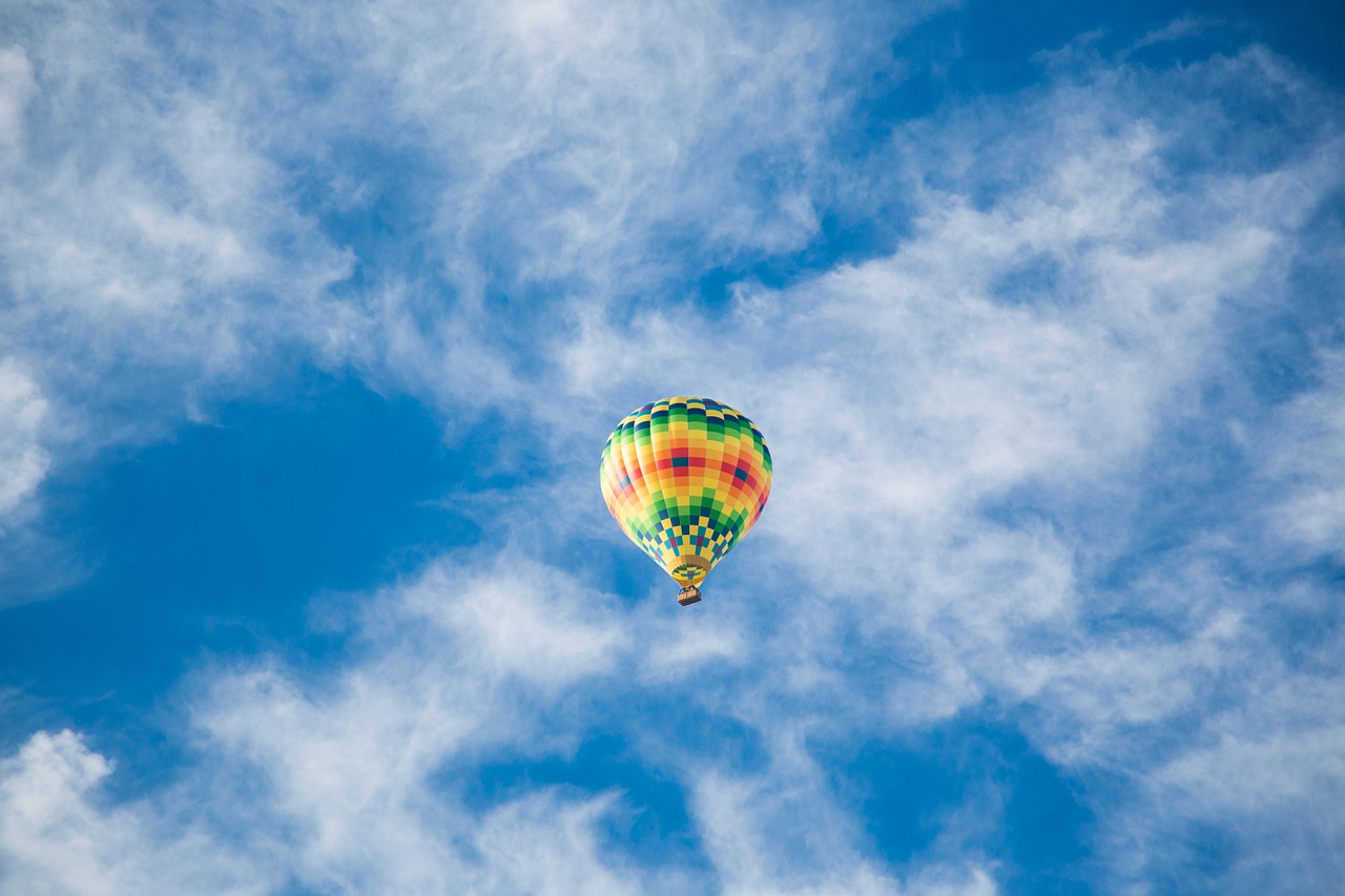 hot-air-balloon-865819_1280